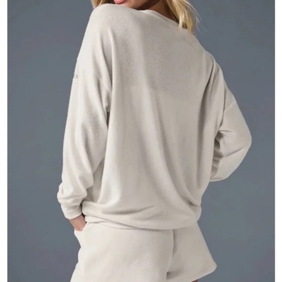 Alo Yoga oho Pullover Purple 42000 - Picture 5 of 13